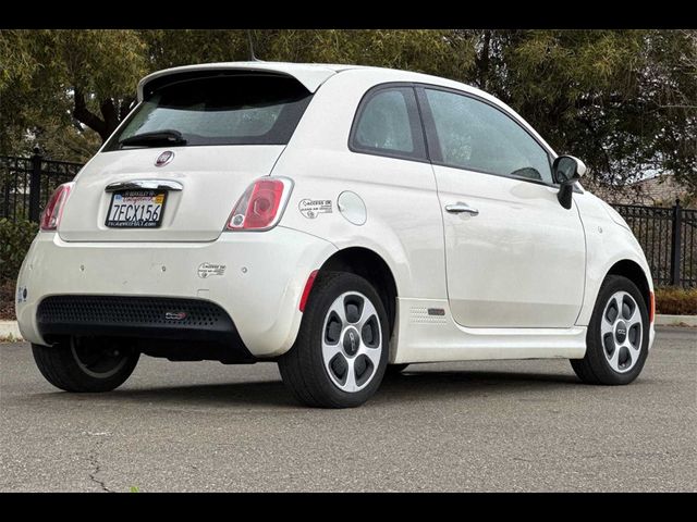 2014 FIAT 500e Base