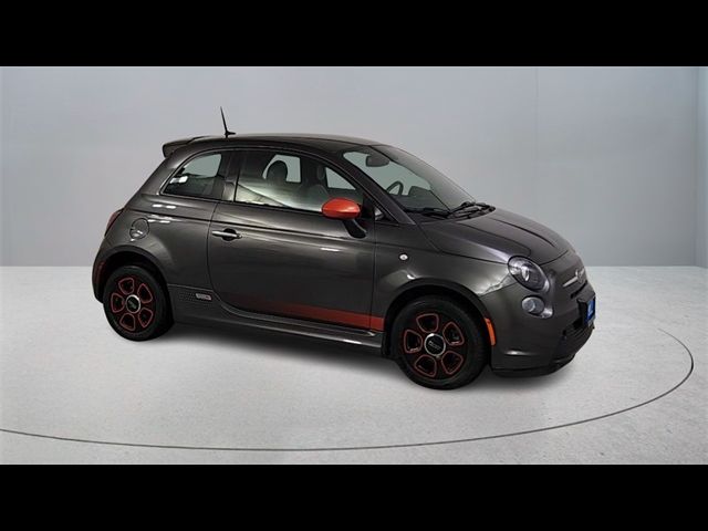 2014 FIAT 500e Base