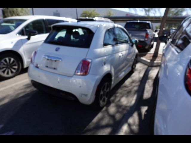 2014 FIAT 500e Base