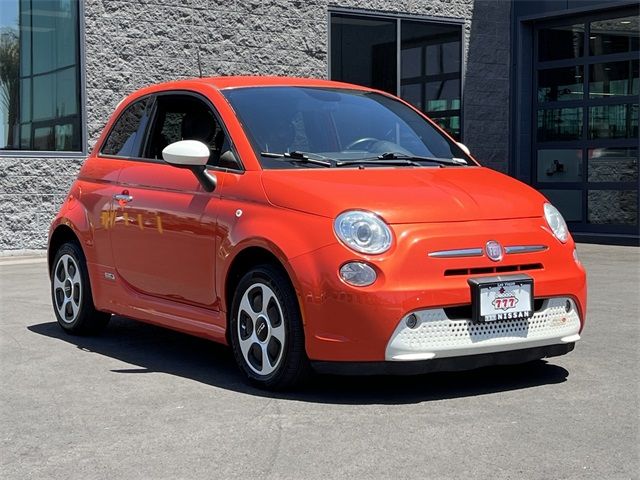 2014 FIAT 500e Base