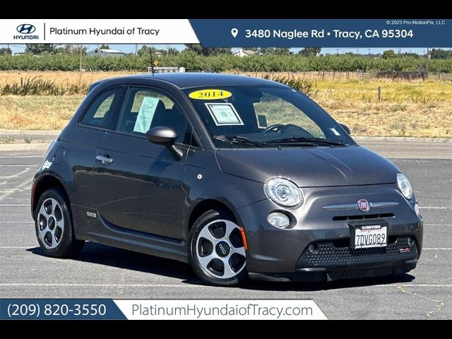 2014 FIAT 500e Base