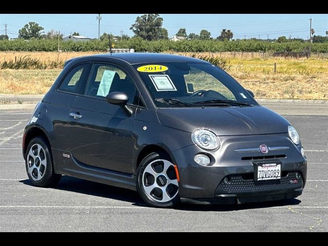 2014 FIAT 500e Base