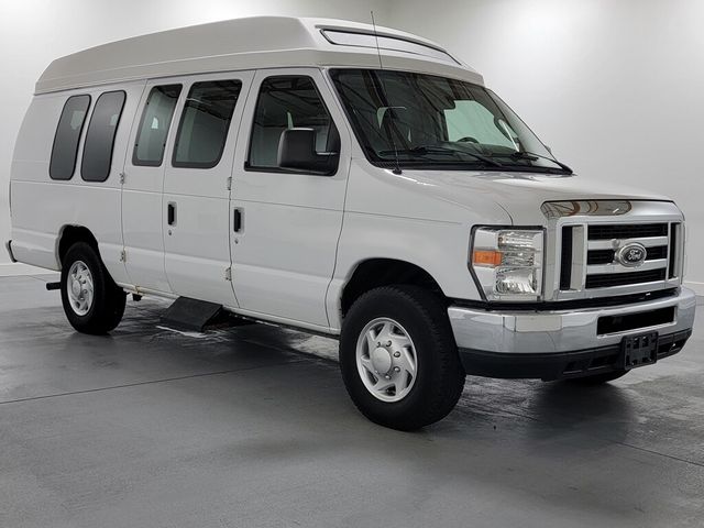 2014 Ford Econoline 