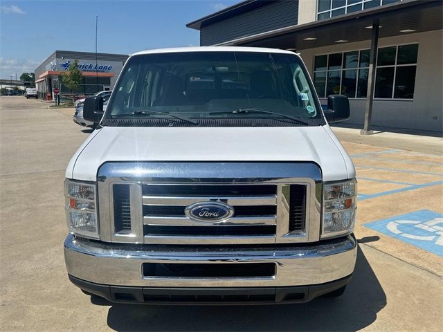 2014 Ford Econoline XLT