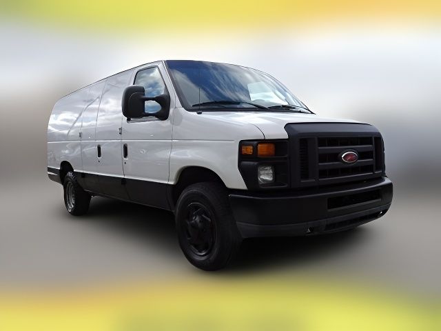 2014 Ford Econoline 