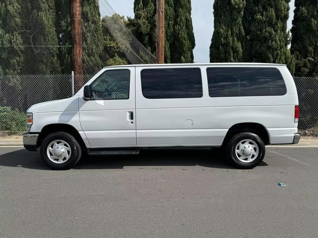 2014 Ford Econoline XLT