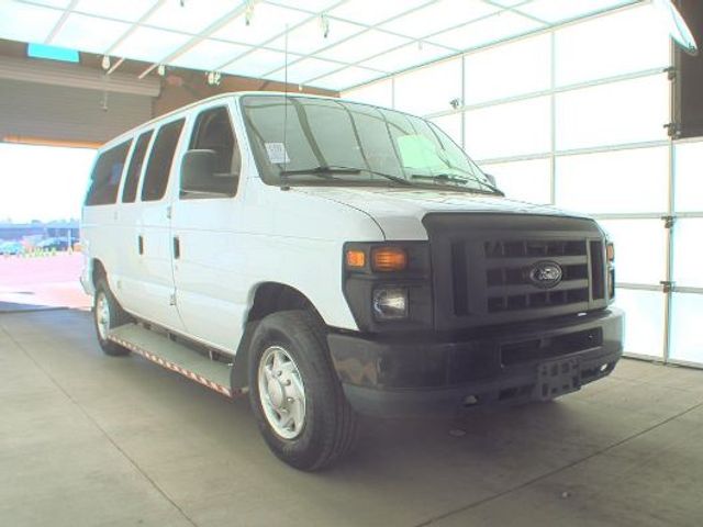 2014 Ford Econoline 