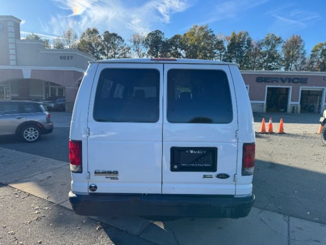 2014 Ford Econoline 