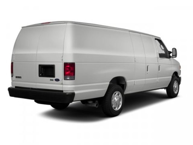 2014 Ford Econoline 