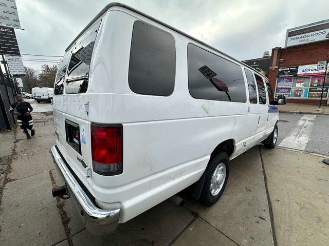 2014 Ford Econoline XLT