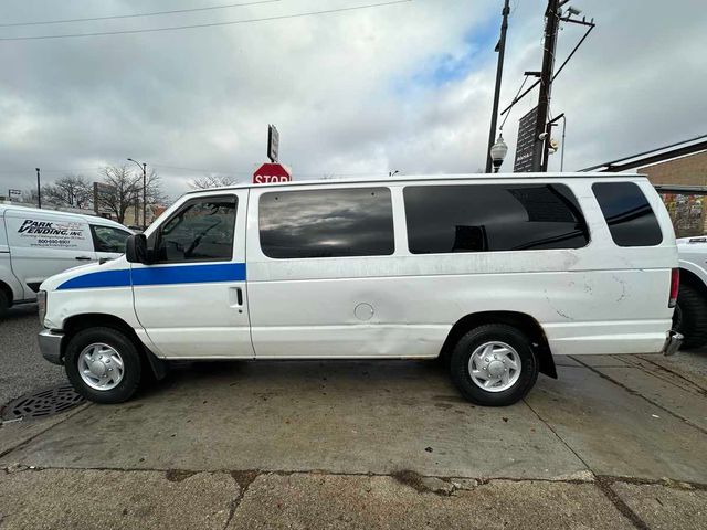 2014 Ford Econoline XLT