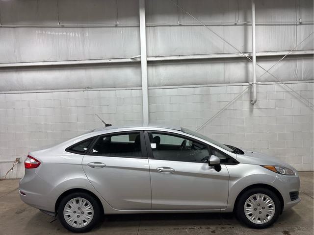 2014 Ford Fiesta S