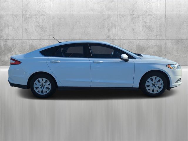 2014 Ford Fusion S