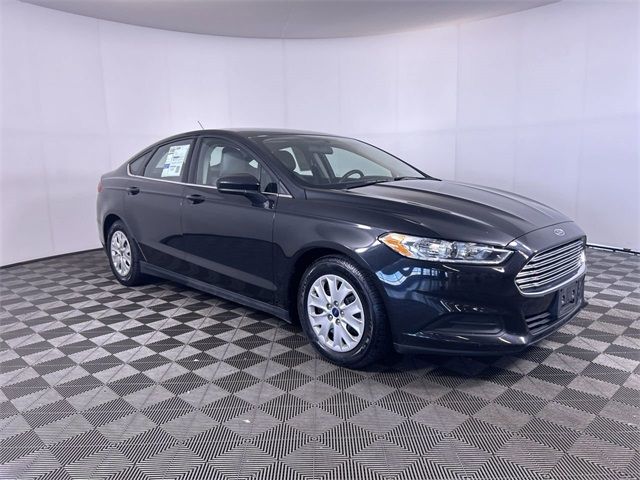 2014 Ford Fusion S