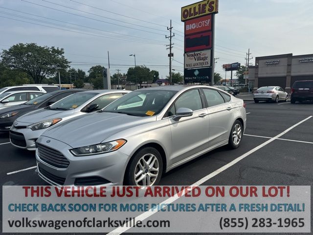 2014 Ford Fusion SE