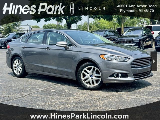 2014 Ford Fusion SE