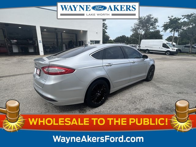 2014 Ford Fusion SE