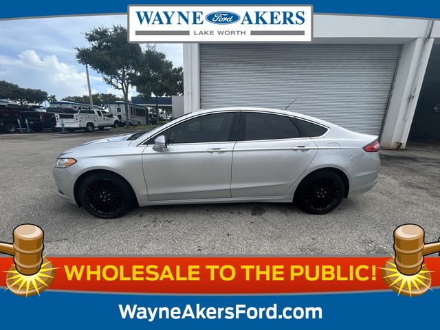 2014 Ford Fusion SE