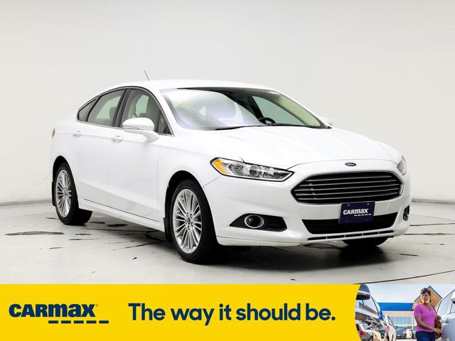 2014 Ford Fusion SE