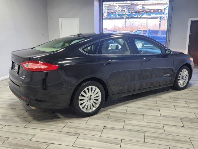 2014 Ford Fusion Hybrid SE