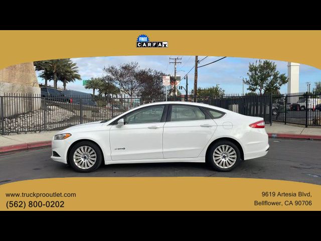 2014 Ford Fusion Hybrid SE