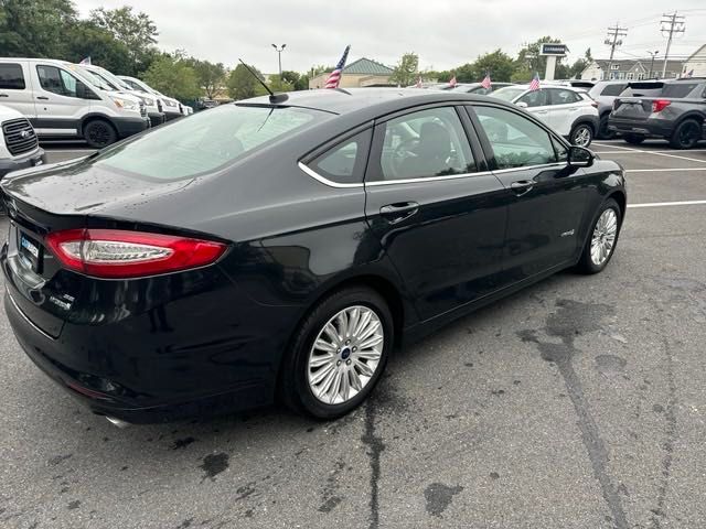 2014 Ford Fusion Hybrid SE