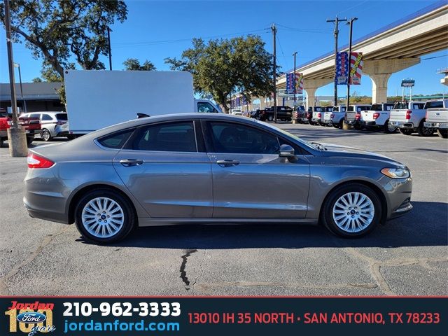 2014 Ford Fusion Hybrid SE