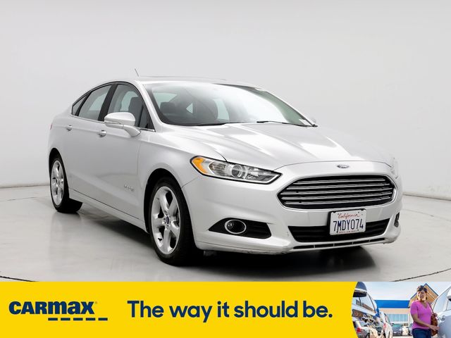 2014 Ford Fusion Hybrid SE