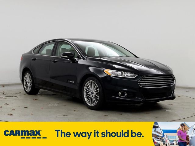 2014 Ford Fusion Hybrid SE