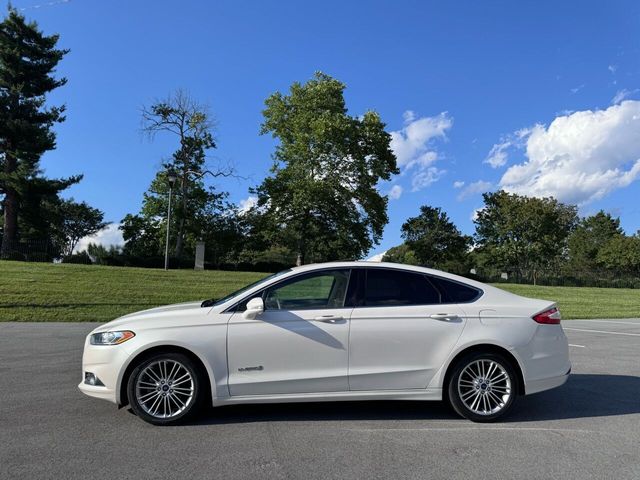 2014 Ford Fusion Hybrid SE