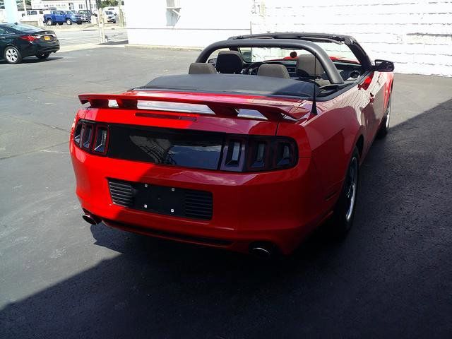 2014 Ford Mustang V6