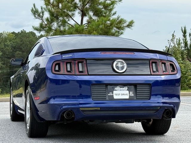 2014 Ford Mustang V6