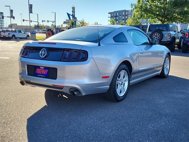 2014 Ford Mustang V6