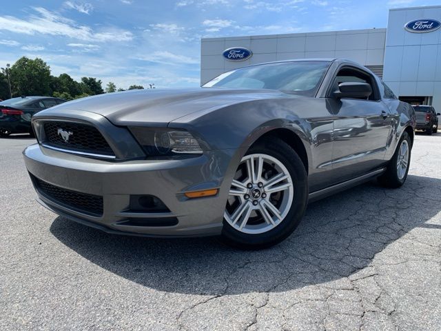 2014 Ford Mustang V6