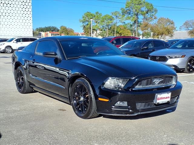 2014 Ford Mustang V6