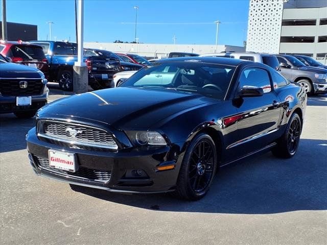 2014 Ford Mustang V6