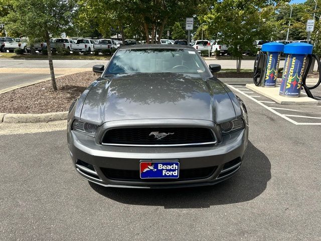 2014 Ford Mustang V6