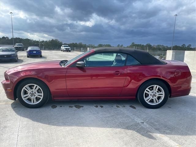 2014 Ford Mustang V6