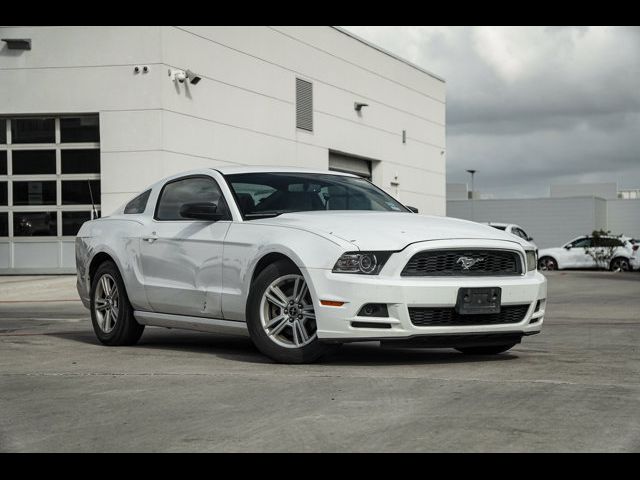 2014 Ford Mustang V6