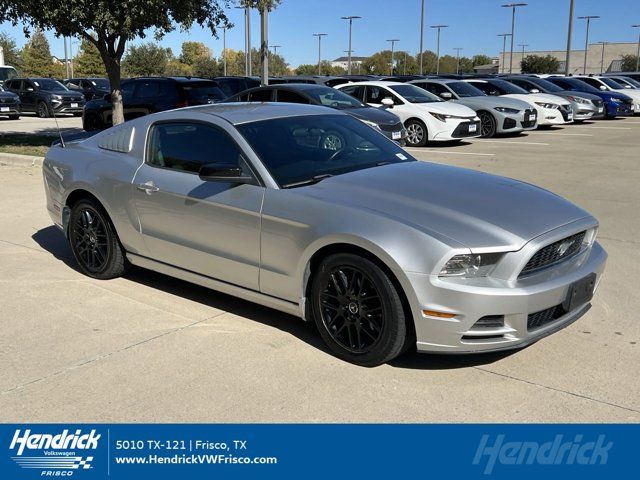 2014 Ford Mustang V6