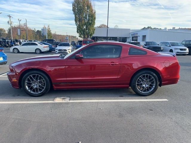 2014 Ford Mustang V6