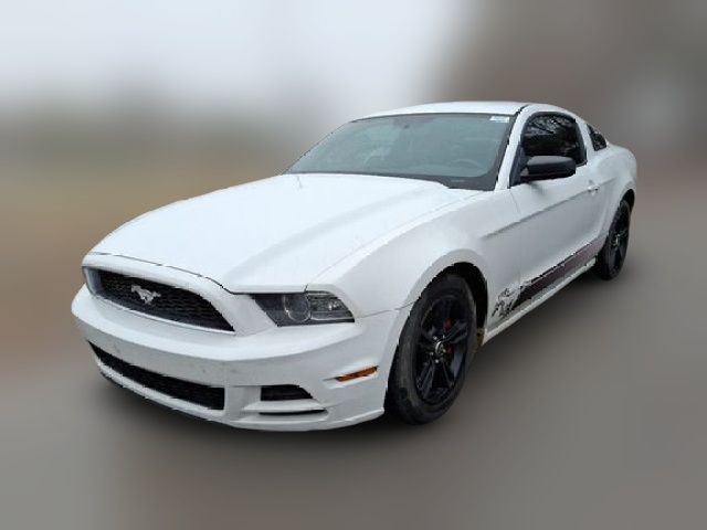 2014 Ford Mustang V6