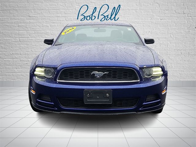 2014 Ford Mustang V6