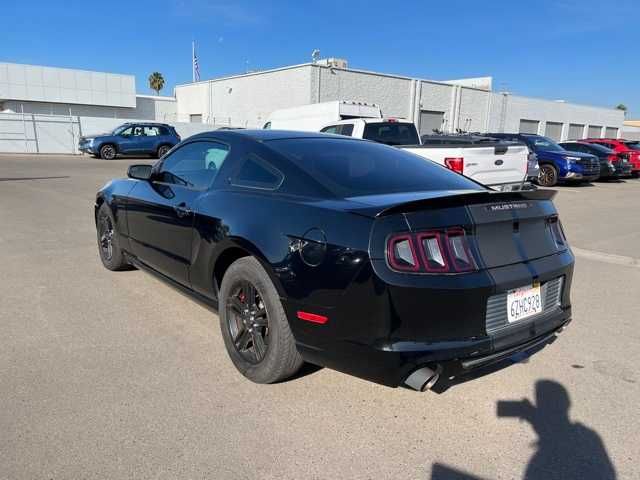 2014 Ford Mustang V6