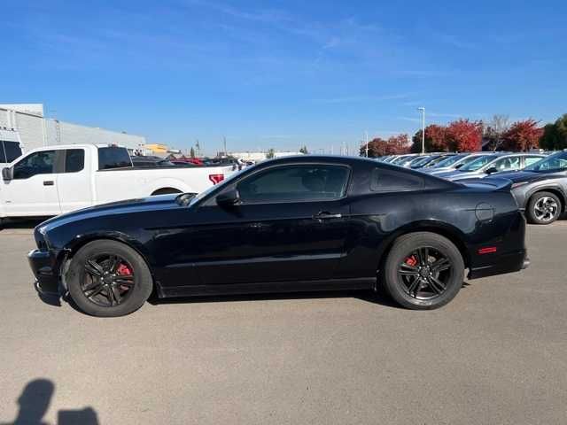 2014 Ford Mustang V6