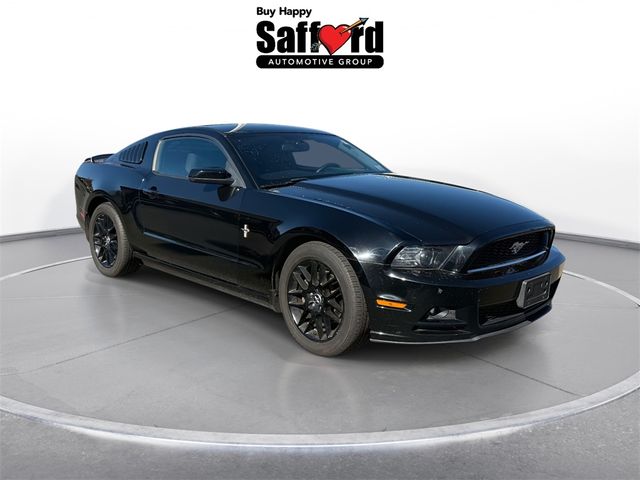 2014 Ford Mustang V6