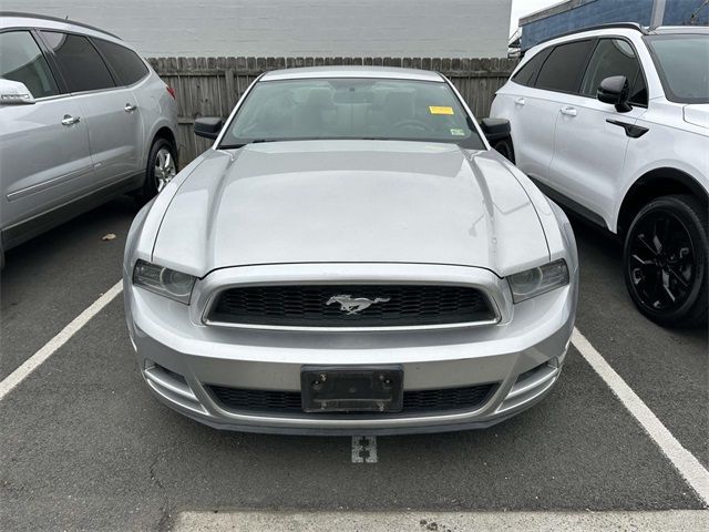 2014 Ford Mustang V6