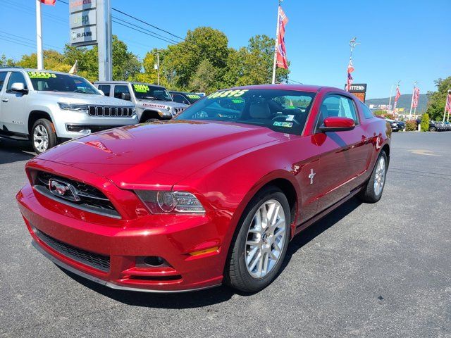 2014 Ford Mustang V6