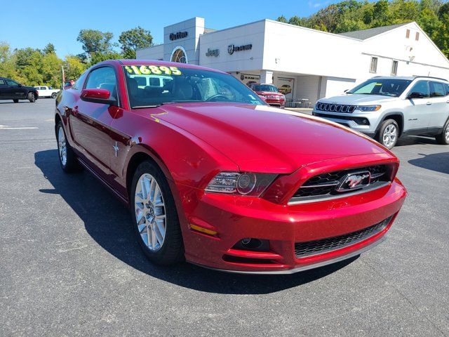 2014 Ford Mustang V6