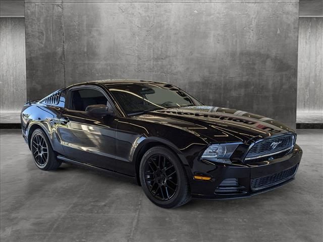 2014 Ford Mustang V6